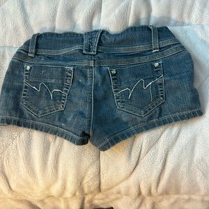 low wasted cowgirl jean shorts vintage